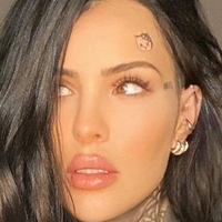 Candelaria Tinelli Nude