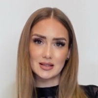 Goddess Kira Gold Nude