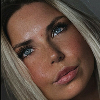 Susan (Suundsangleichsusan) Nude